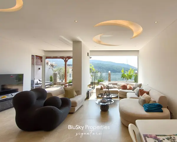 Apartment 180m² with Terrace for Sale in Bsalim
