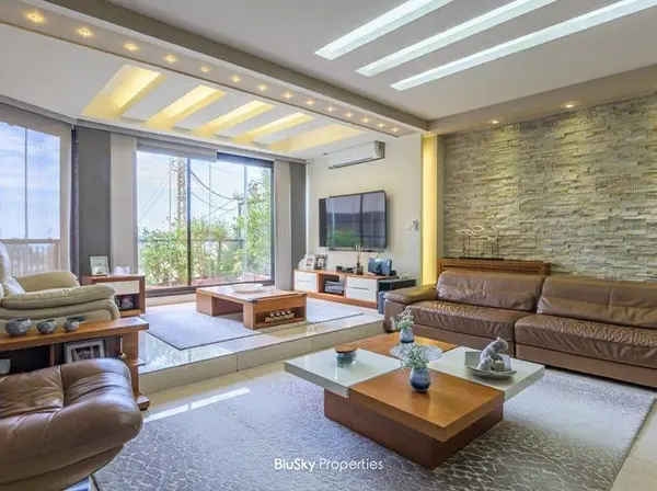 Apartment 205m² Garden for Sale in Bsalim