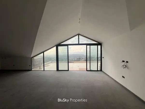 Duplex 380m² Terrace for Sale in Bsalim