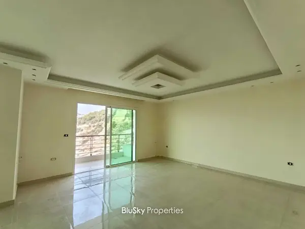 Apartment 385m² Sea View for Sale in Chnaniir