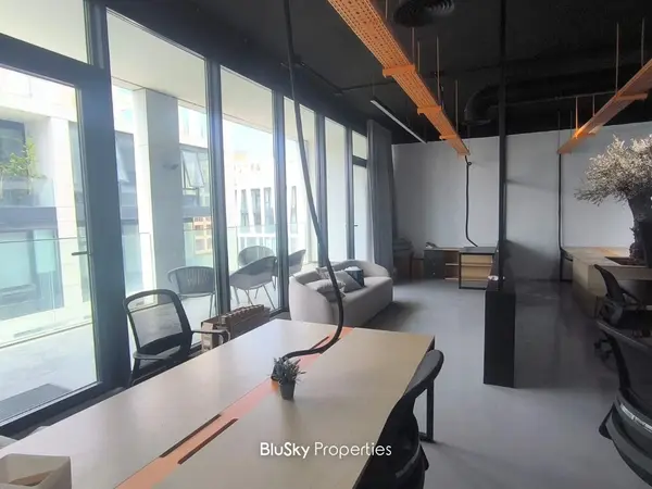 Office 125m² for Rent in Dbayeh