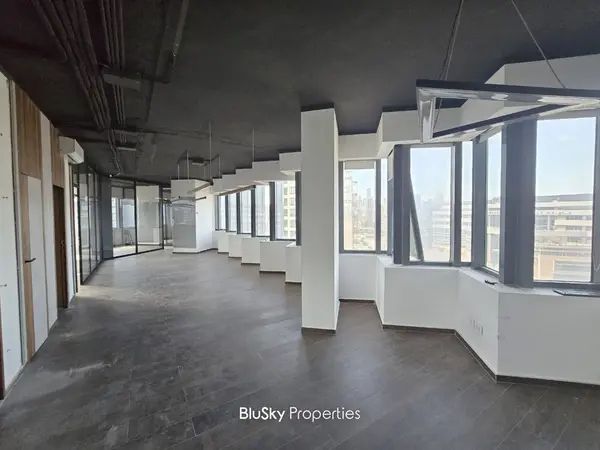 Office 440m² with City View for Rent in Furn El Chebbak