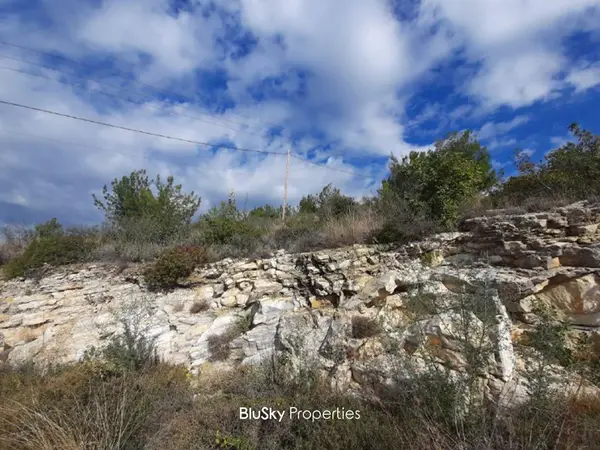 Land 1,256m² for Sale in Fidar