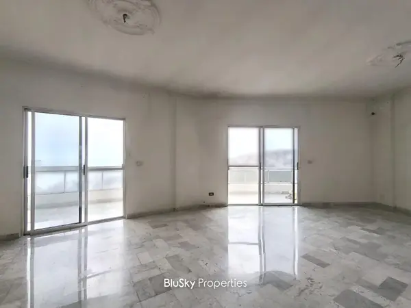 Apartment 140m² Sea View for Sale in Ghazir