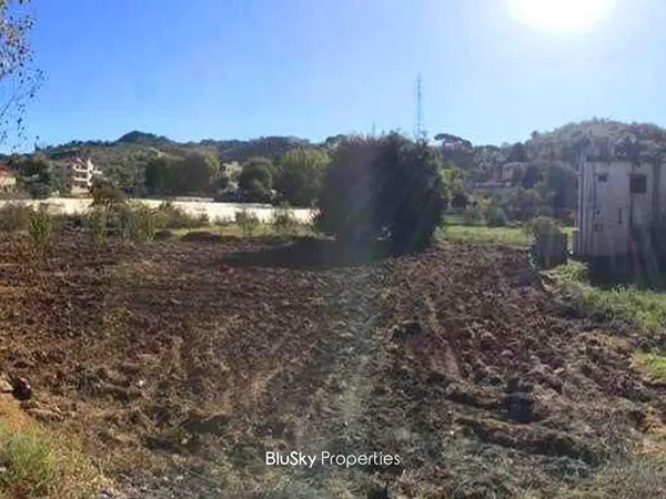 Land 2,000m² for Sale in Ghine