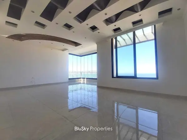 Duplex 300m² Sea View for Sale in Halat
