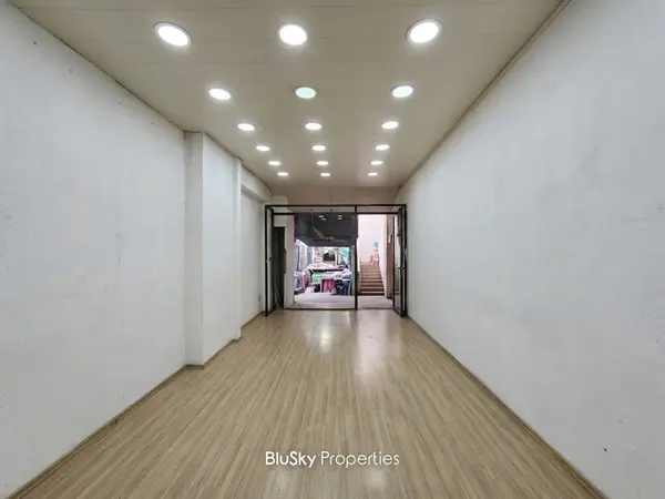 Shop 160m² for Sale in Jdeideh