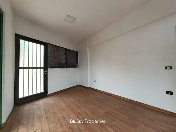 Office 100m² Terrace for Rent in Kfarhbab