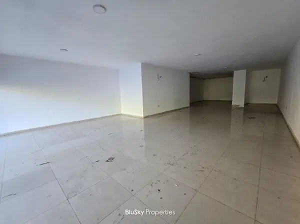 Shop 110m² for Rent in Mansourieh