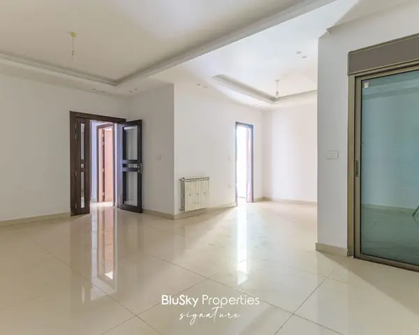 Apartment 175m² with Terrace for Sale in Mansourieh