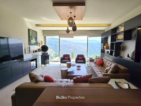 Apartment 200m² Mountain View for Sale in Mansourieh