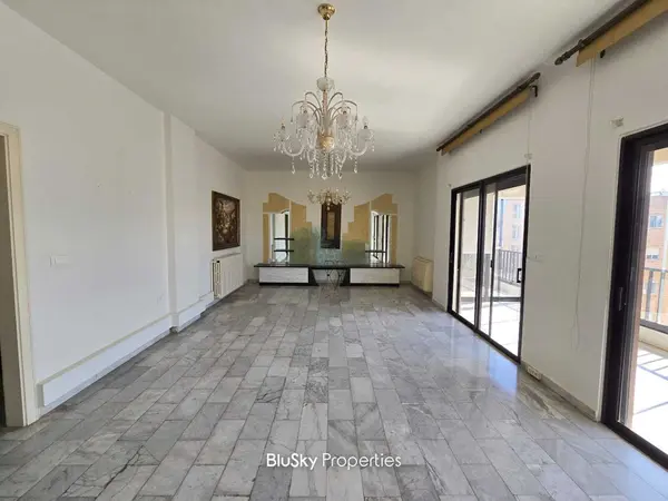 Apartment 200m² for Sale in Mansourieh