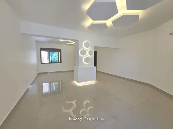 Apartment 200m² Terrace for Sale in Mansourieh