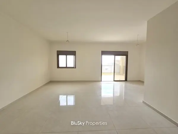 Duplex 230m² with Terrace for Sale in Mansourieh