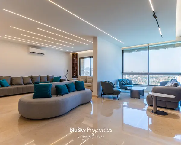 Duplex 340m² with Terrace for Sale in Mansourieh