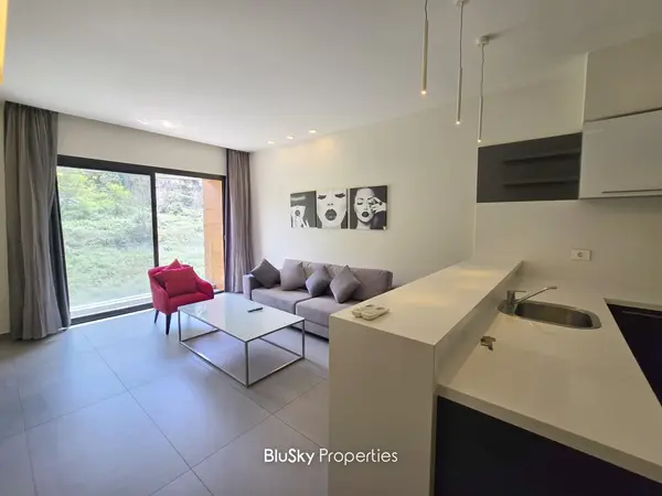 Apartment 80m² with Mountain View for Rent in Mansourieh