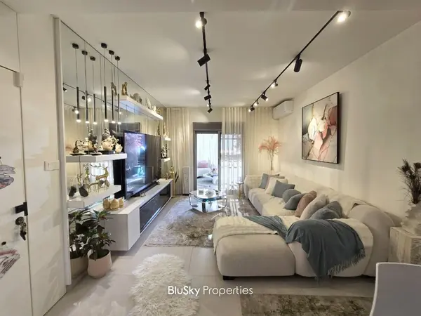 Apartment 80m² for Sale in Mansourieh