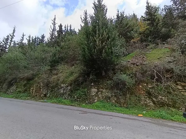 Land 920m² for Sale in Mastita
