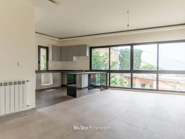 Apartment 129m² with Mountain View for Sale in Mar Chaaya