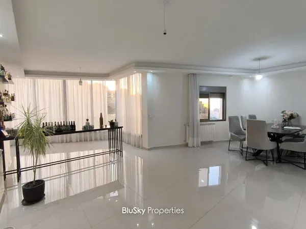 Apartment 200m² Terrace for Sale in Mezher