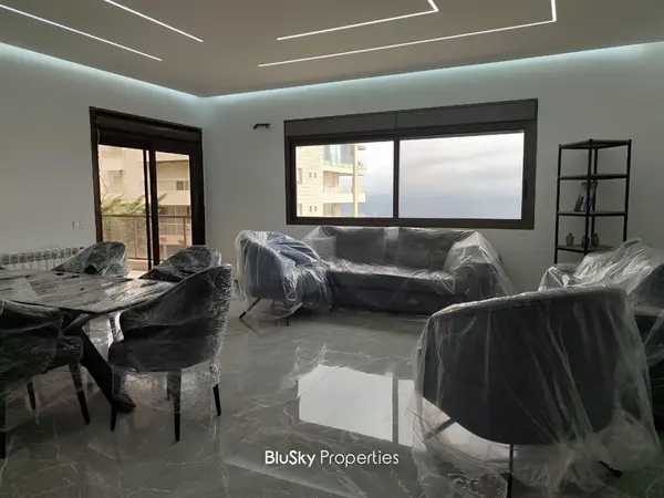 Apartment 150m² Balcony for Sale in Mar Moussa