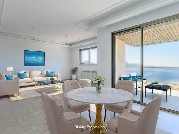 Duplex 380m² Terrace for Sale in Monteverde