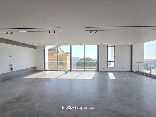 Duplex 522m² with Sea View for Sale in Monteverde