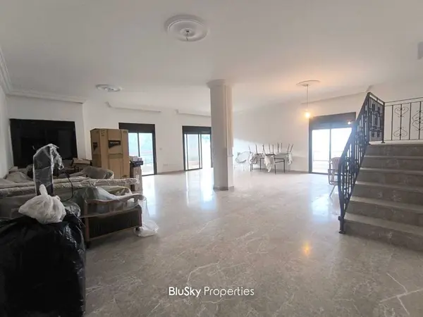 Duplex 260m² Balcony for Sale in Qornet El Hamra