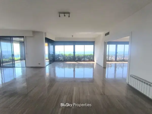 Apartment 570m² with Sea View for Sale in Rabieh
