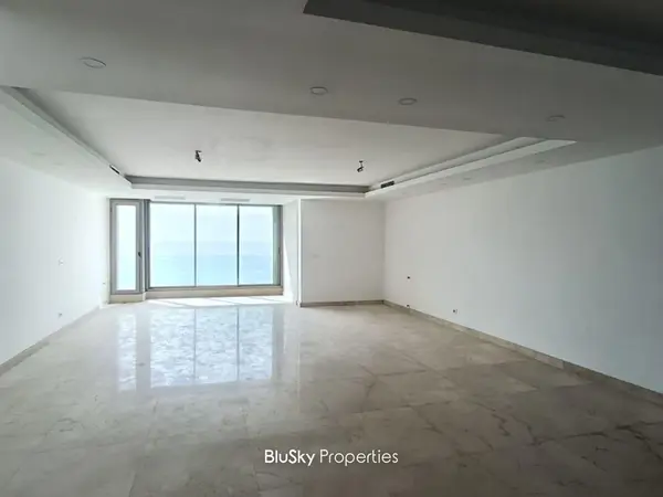 Duplex 300m² Sea View for Sale in Sahel Alma