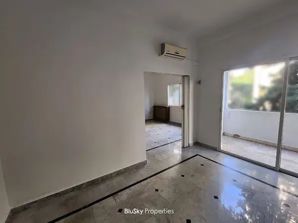 Office 170m² 4 Rooms for Rent in Sin El Fil