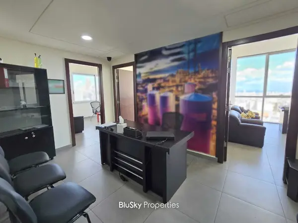 Office 90m² for Sale in Sin El Fil