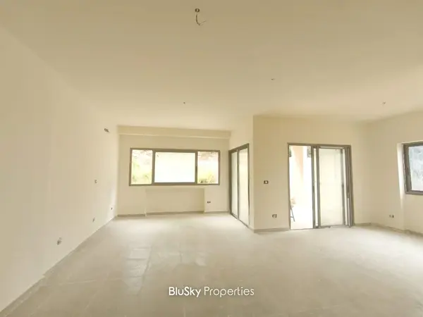 Duplex 200m² with Sea View for Sale in Tabarja