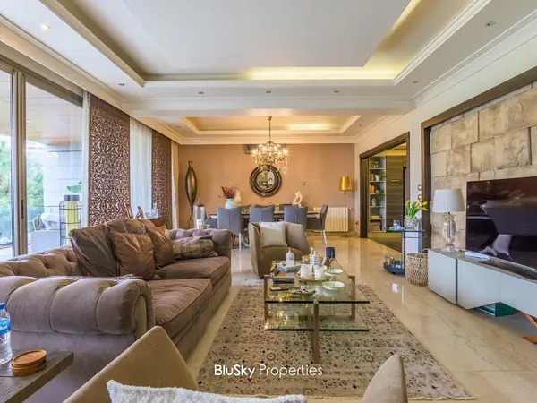 Apartment 450m² Terrace for Sale in Yarzeh