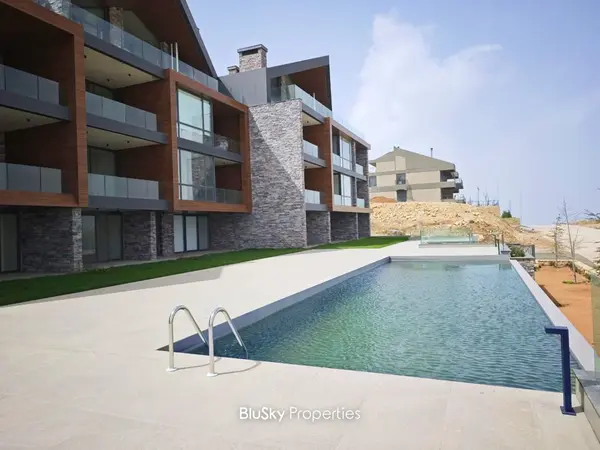 Apartment 130m² with Garden for Sale in Zaarour