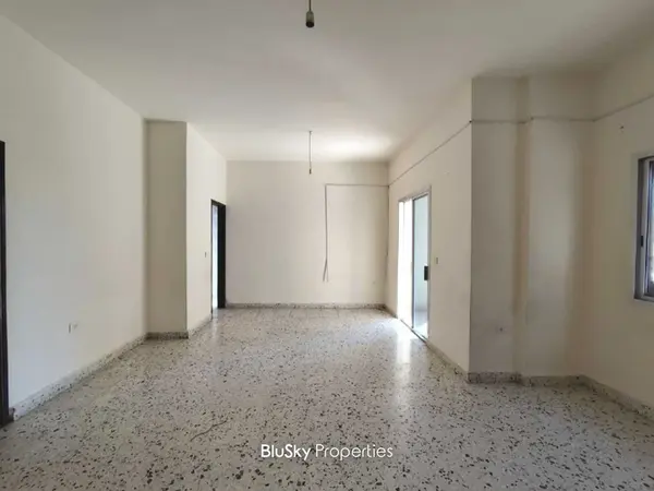 Apartment 130m² for Sale in Zouk Mosbeh