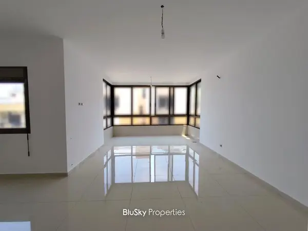 Apartment 175m² for Sale in Zouk Mosbeh