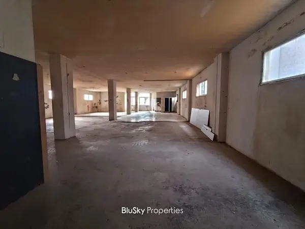 Warehouse 400m² for Rent in Zouk Mosbeh