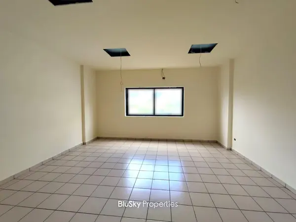 Office 90m² for Rent in Zouk Mosbeh