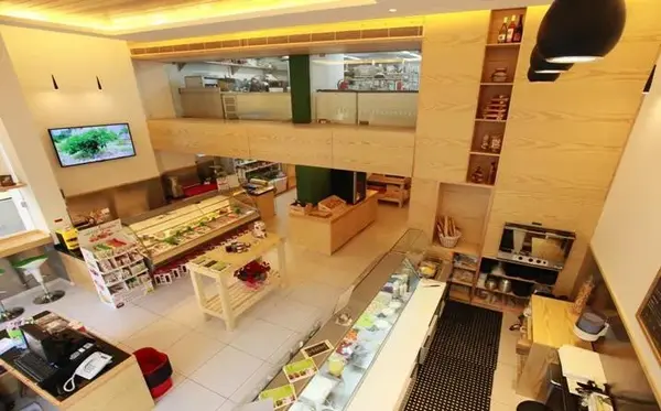 Shop for rent in Syoufi, Beirut, Lebanon