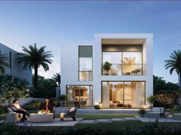 Prime Location, Villa, Montura