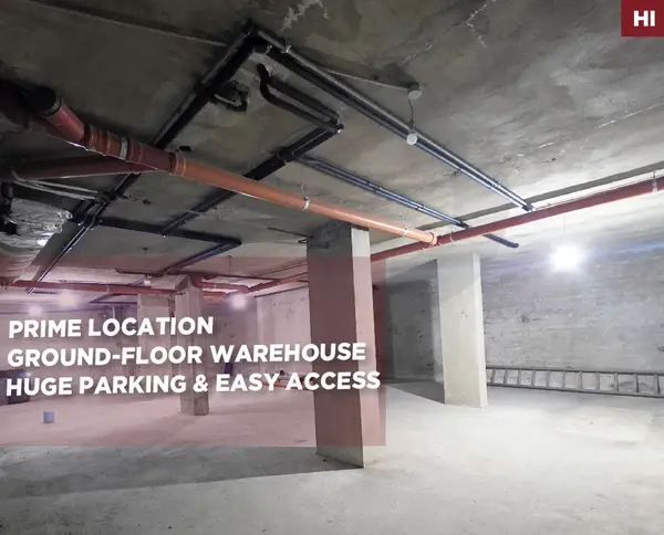 ground-floor warehouse/spacious entrance /high ceilings/Broummana,METN