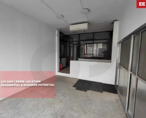 IDEAL FOR RESIDENTIAL OR WORKSHOP USE/ARMENIA STREET,BOURJ HAMMOUD,METN / Prime Location