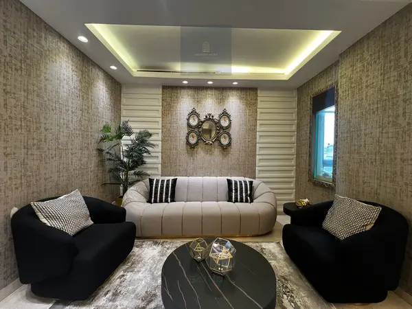 Newly Refurbished 3 Bedroom for Sale in Verdun