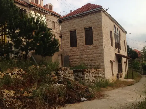 Land for Sale in Khenchara, Lebanon
