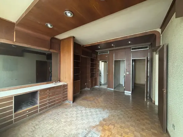 Office for rent in Badaro