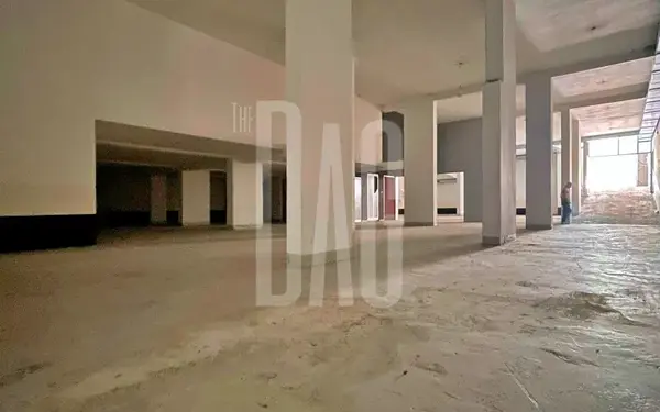 Spacious 600 SQM Warehouse for Sale in Mar Takla