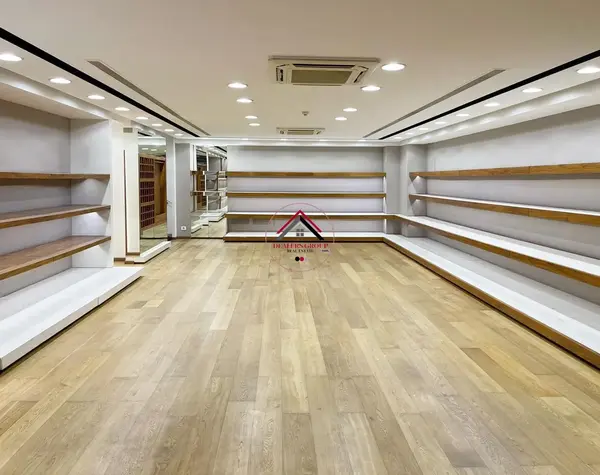 Shop for Sale in Verdun in a Prime Location