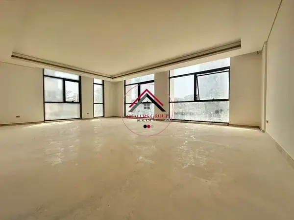 Prime Location Apartment for Sale in Spinneys Jnah