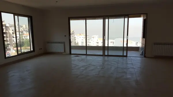 Apartment for Sale in Mazraat Yachoua, Lebanon